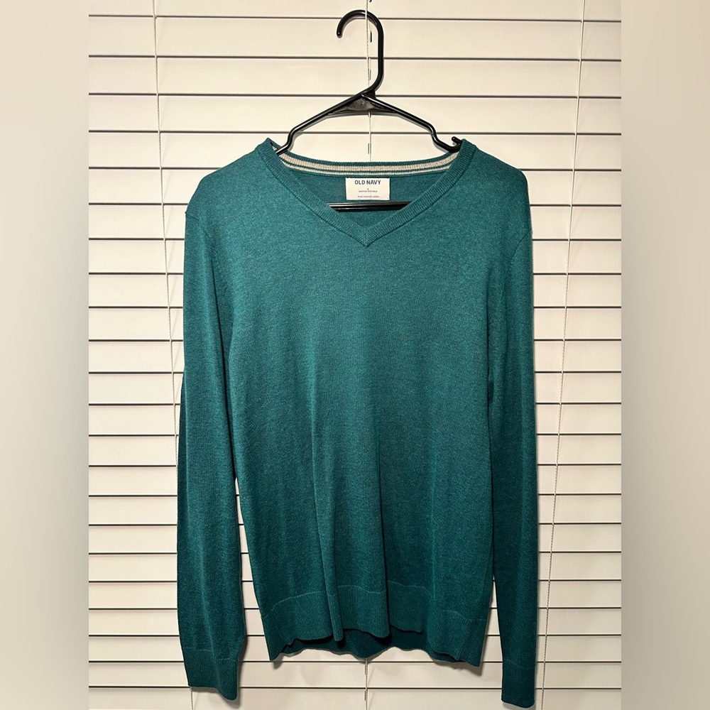Old Navy V-Neck Sweater